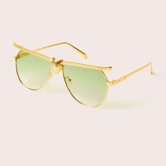 Fierce Leopard Gold Frame Sunglasses - Picture 1 of 2
